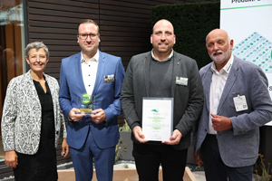 Artificial turf manufacturer receives innovation award